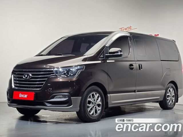 Hyundai Starex 2018