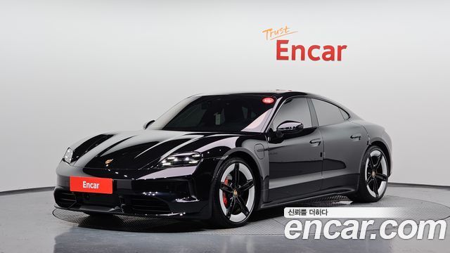 Porsche Taycan 2025