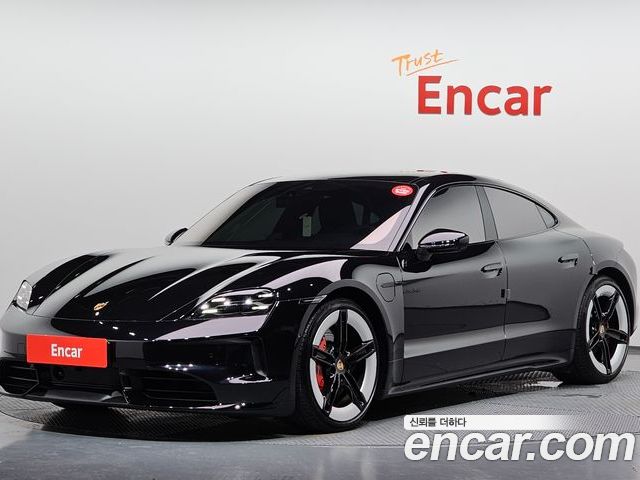 Porsche Taycan 2025
