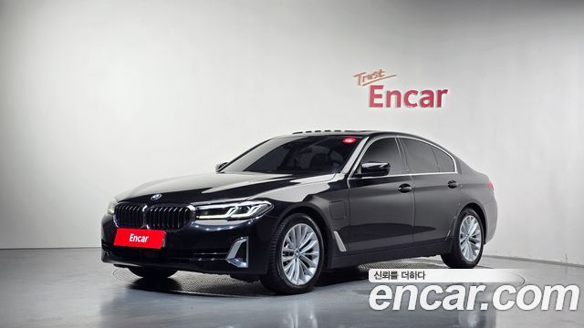 BMW 5-Series 2021