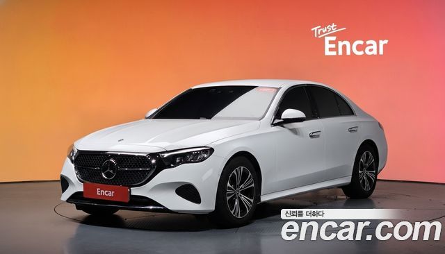 Mercedes-Benz E-Class 2024