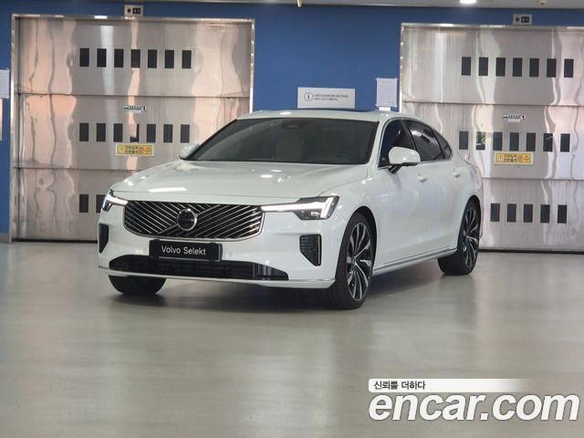 Volvo S90 2026