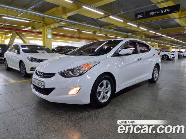 Hyundai AVANTE 2012