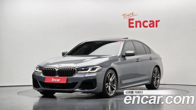 BMW 5-Series 2022