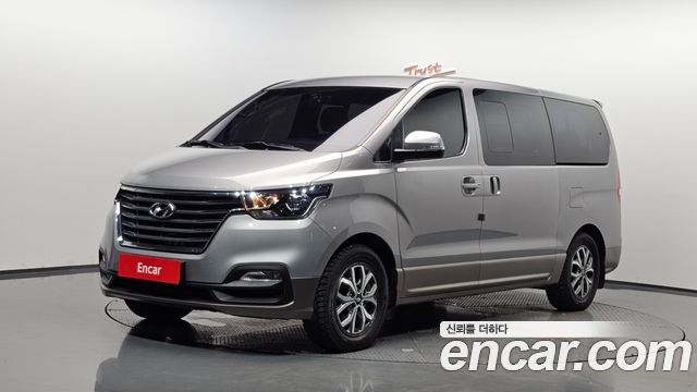 Hyundai Starex 2019