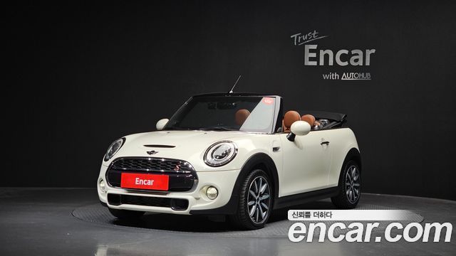 Mini Cooper Convertible 2018