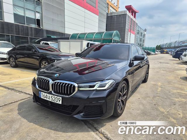 BMW 5-Series 2022