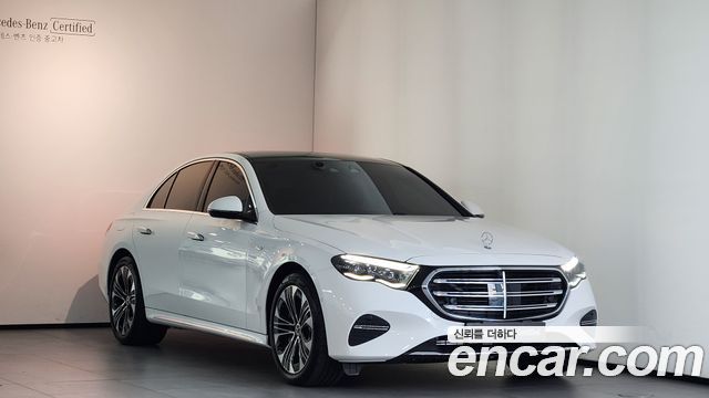 Mercedes-Benz E-Class 2025