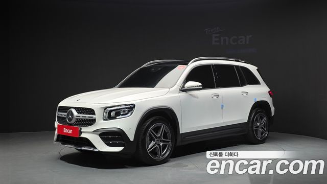 Mercedes-Benz GLB-Class 2023