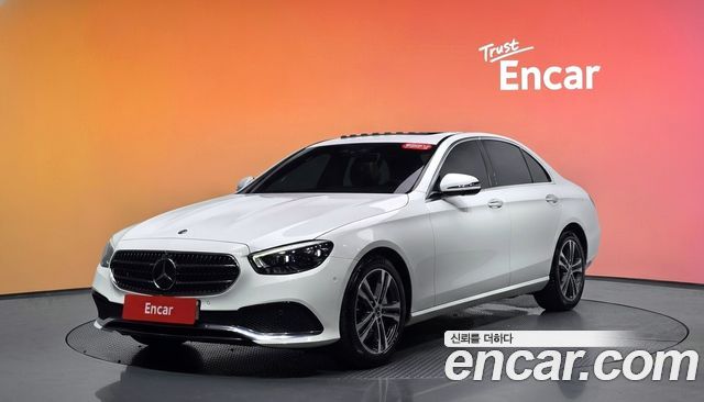 Mercedes-Benz E-Class 2021