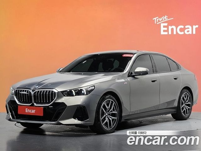 BMW 5-Series 2025
