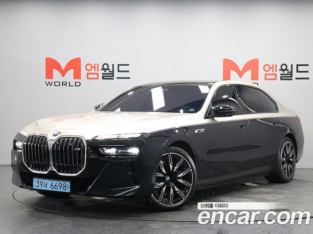 BMW i7 2023