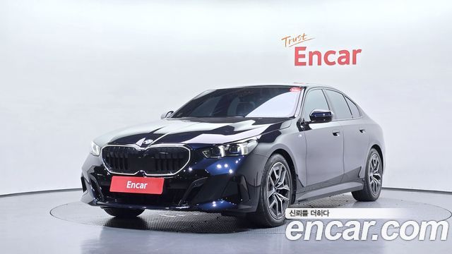 BMW 5-Series 2025