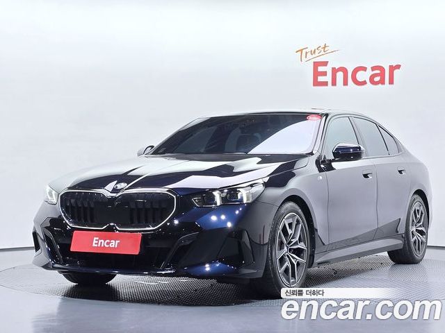 BMW 5-Series 2025
