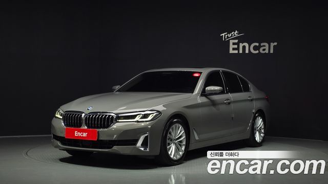 BMW 5-Series 2021