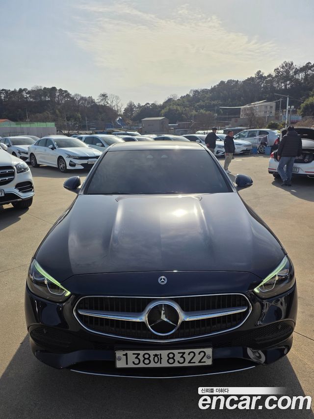 Mercedes-Benz C-Class 2022