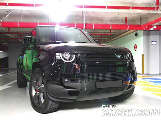 Land Rover Defender 2026