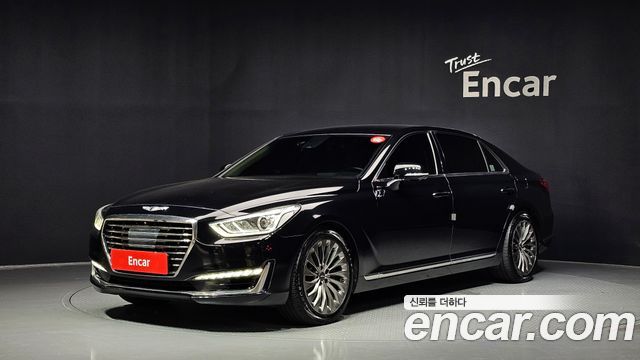 Genesis EQ900 2017