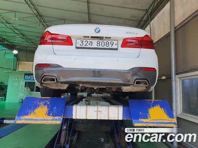 BMW 5-Series 2017