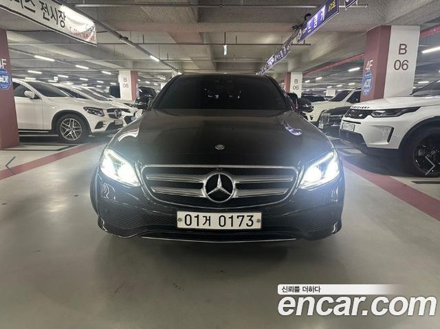 Mercedes-Benz E-Class 2016