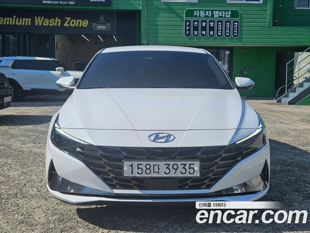 Hyundai AVANTE 2021