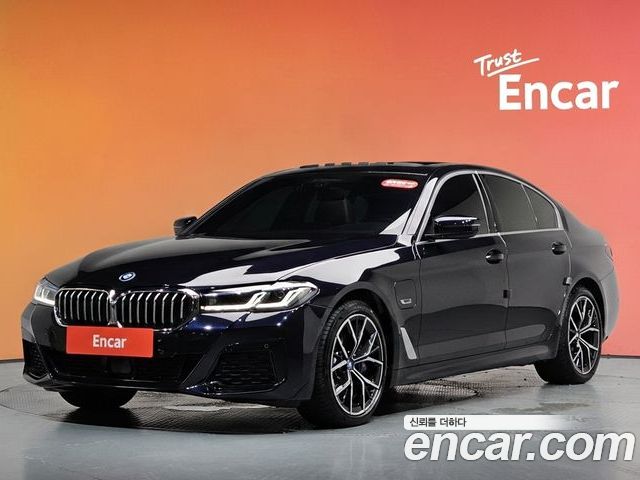 BMW 5-Series 2023