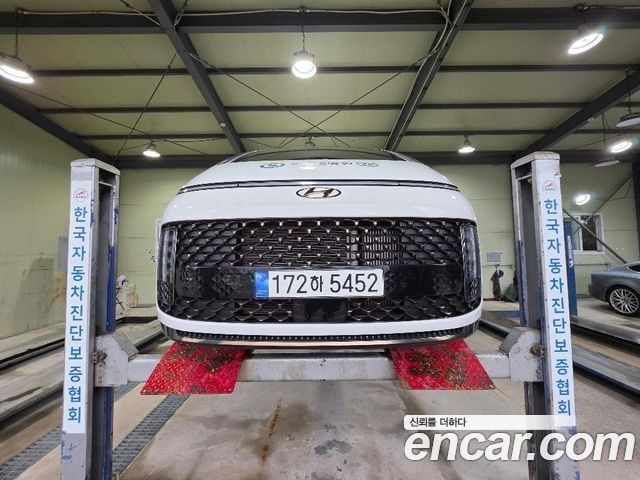 Hyundai Staria 2022