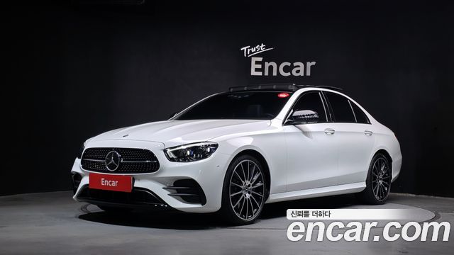 Mercedes-Benz E-Class 2022