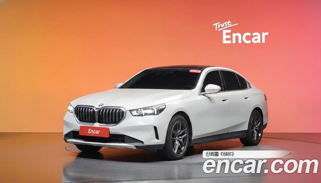 BMW 5-Series 2024
