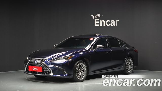 Lexus ES 2021