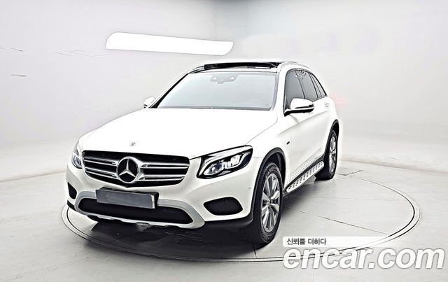 Mercedes-Benz GLC-Class 2018
