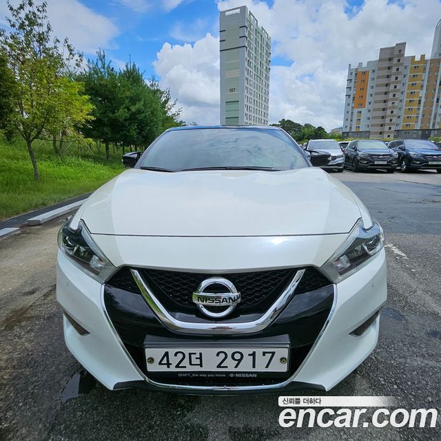Nissan Maxima 2018