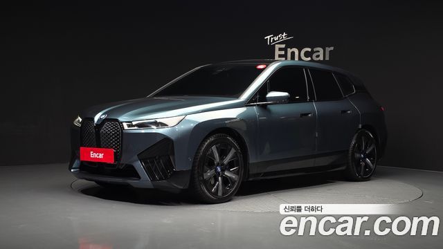 BMW iX 2023