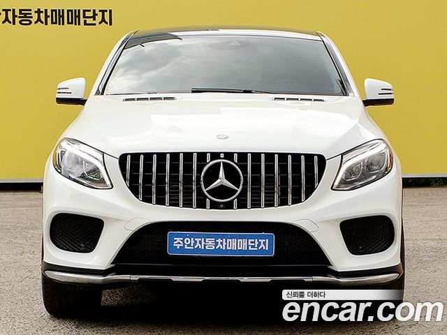 Mercedes-Benz GLE-Class 2016