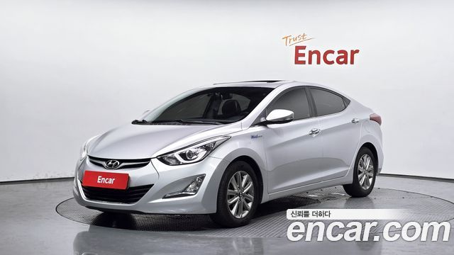 Hyundai AVANTE 2013