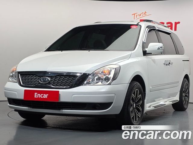 Kia Canival 2012