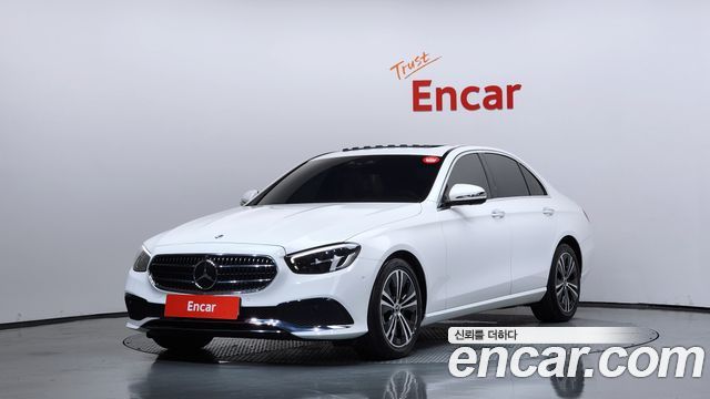 Mercedes-Benz E-Class 2022