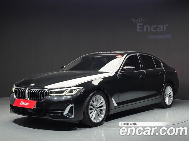 BMW 5-Series 2022
