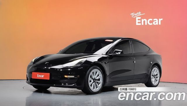 Tesla Model 3 2022