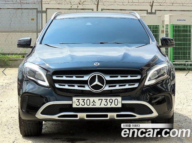 Mercedes-Benz GLA-Class 2017