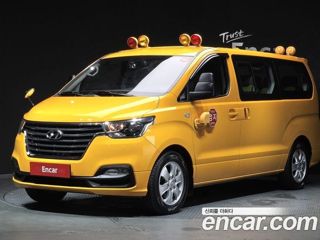 Hyundai Starex 2019