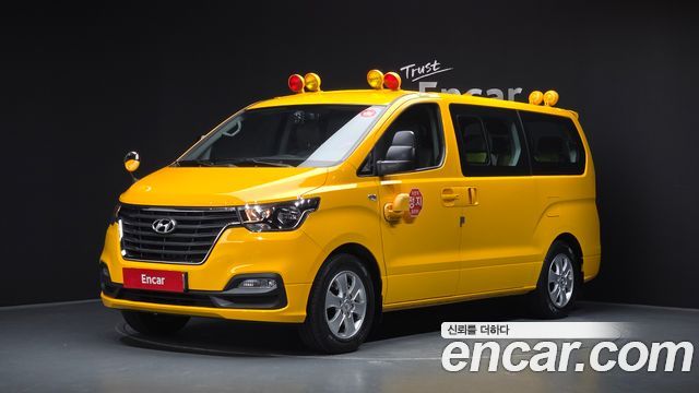 Hyundai Starex 2021