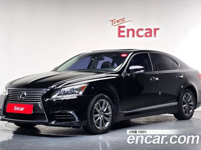 Lexus LS 2013