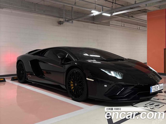 Lamborghini Aventador 2018