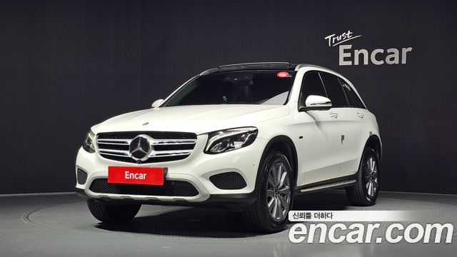 Mercedes-Benz GLC-Class 2019