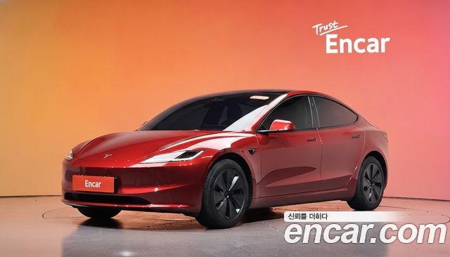 Tesla Model 3 2025