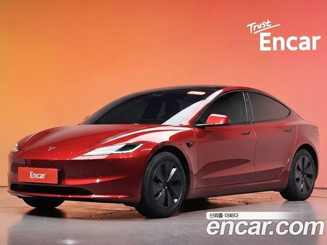 Tesla Model 3 2025
