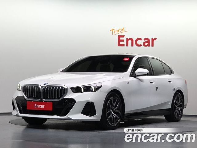 BMW 5-Series 2025