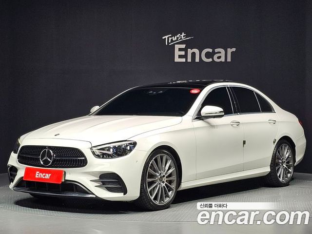 Mercedes-Benz E-Class 2022
