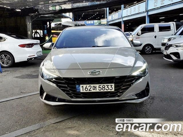 Hyundai AVANTE 2021